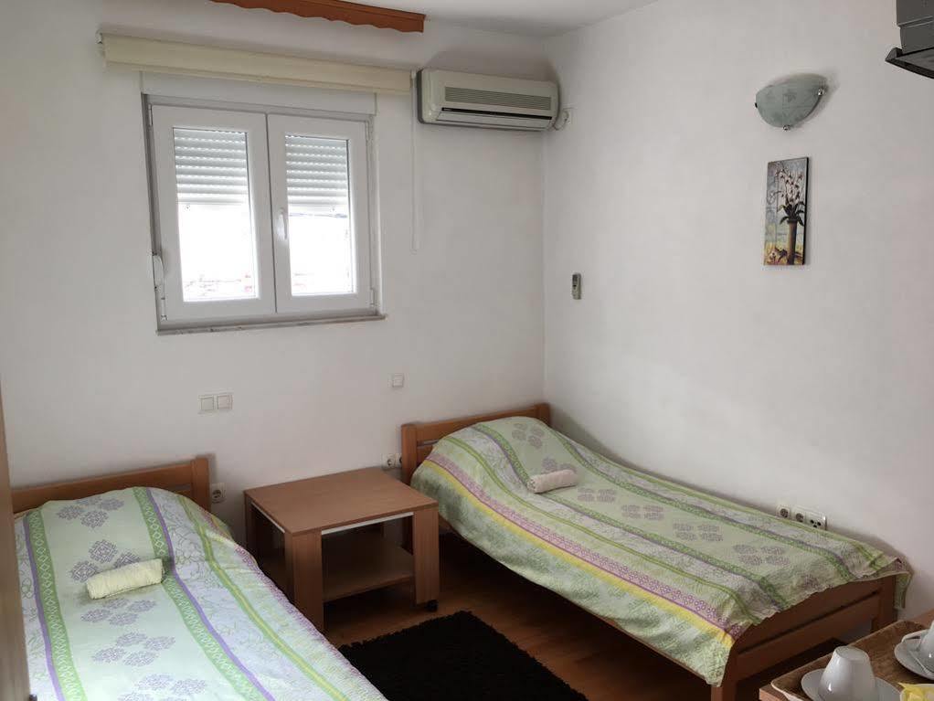 Villa Anja Apartments Mostar Exteriör bild